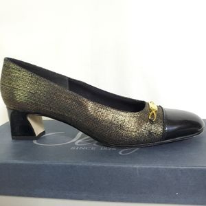 🍂Selby Fabric and Patent Leather Pumps sz 8